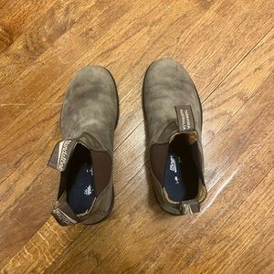 Blundstone boots size 9.5